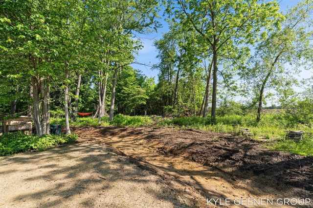 312 48th Avenue, Zeeland, MI 49464