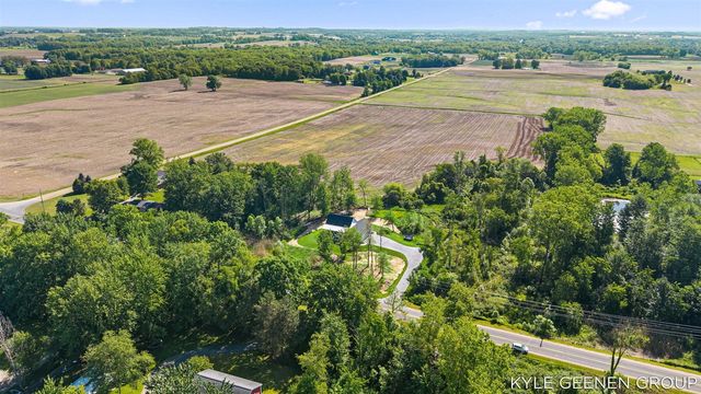 312 48th Avenue, Zeeland, MI 49464