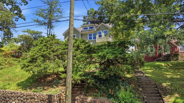 1303 Dugdale Street, Chattanooga, TN 37405