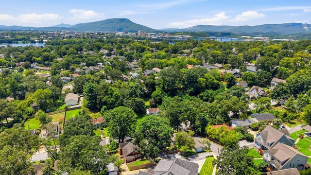 1303 Dugdale Street, Chattanooga, TN 37405