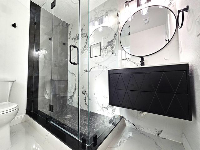 21033 MARKET STREET, Dade City, FL 33523