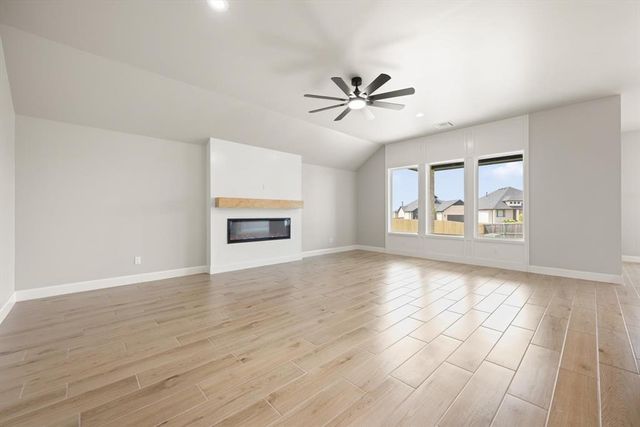 8213 NW 152nd Street, Edmond, OK 73013