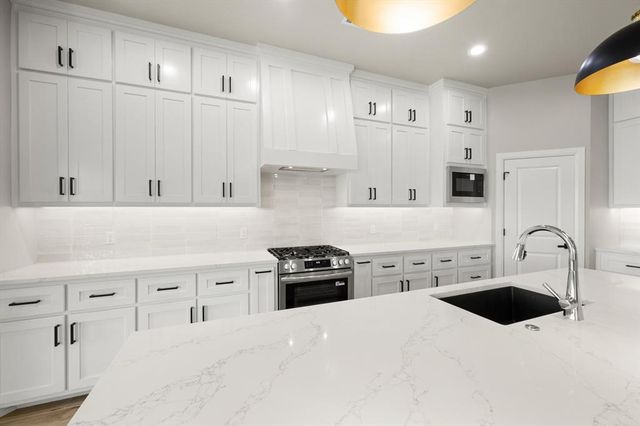 8213 NW 152nd Street, Edmond, OK 73013