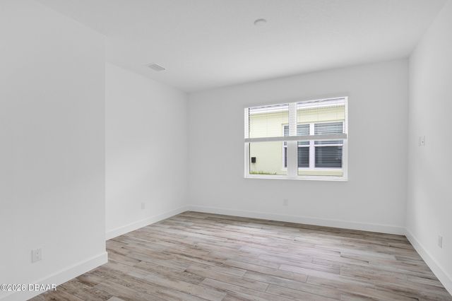 821 Bama Breeze Drive, Daytona Beach, FL 32124