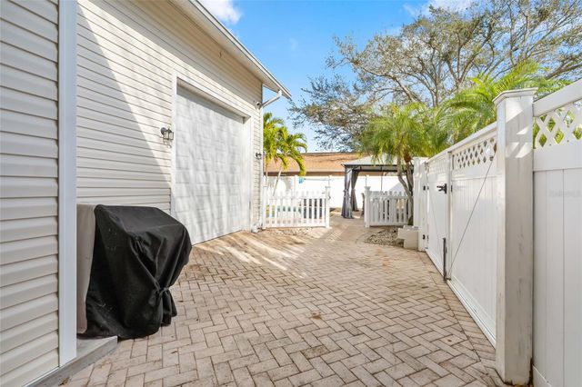 11629 ANCHOR WAY, Largo, FL 33778