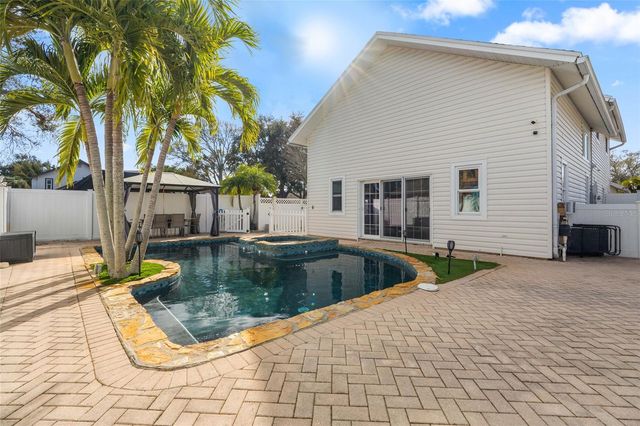 11629 ANCHOR WAY, Largo, FL 33778