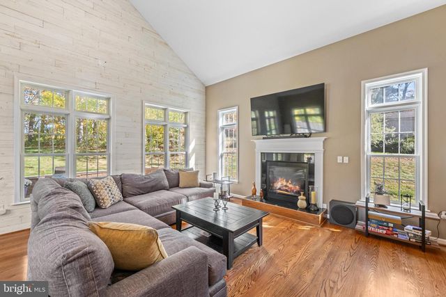 7 RICHARD WILSON DR, Coatesville, PA 19320