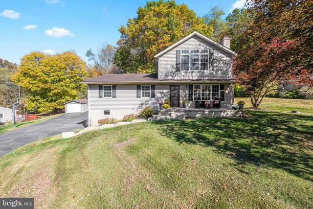 7 RICHARD WILSON DR, Coatesville, PA 19320