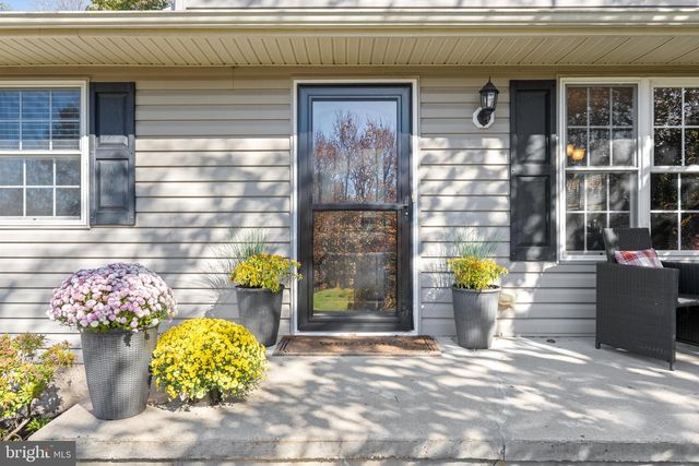 7 RICHARD WILSON DR, Coatesville, PA 19320