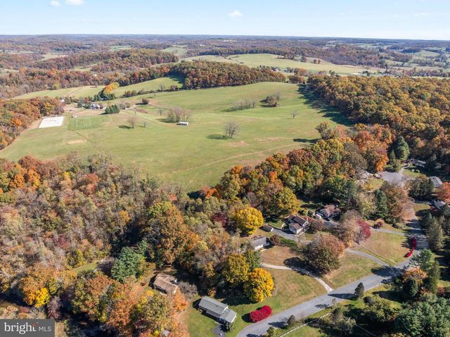 7 RICHARD WILSON DR, Coatesville, PA 19320