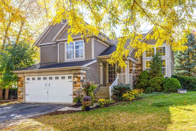 237 Penny Lane, Grayslake, IL 60030