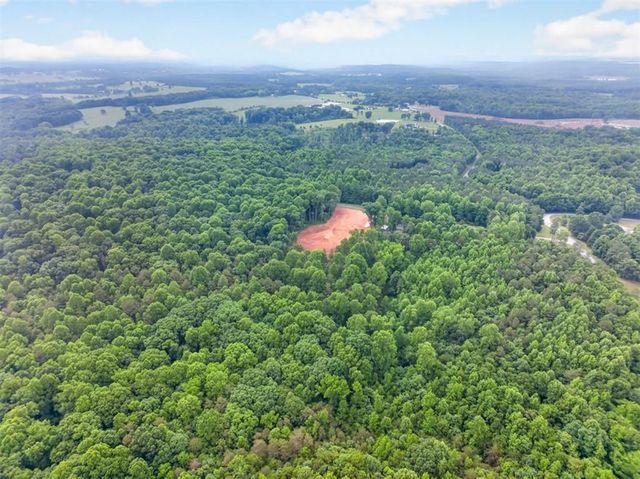 135 Jarrett Lane, Gillsville, GA 30543
