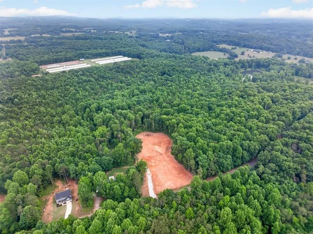 135 Jarrett Lane, Gillsville, GA 30543