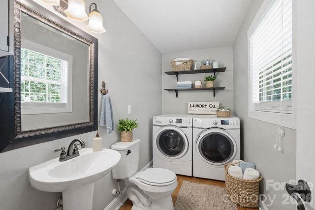 2036 Hickory Hills Drive, Denver, NC 28037