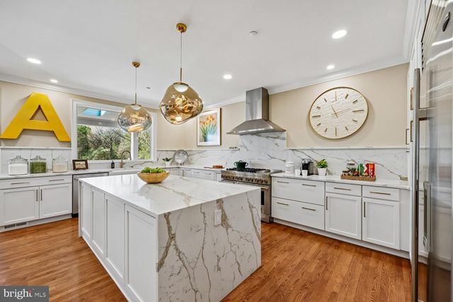 12900 GLEN RD, North Potomac, MD 20878