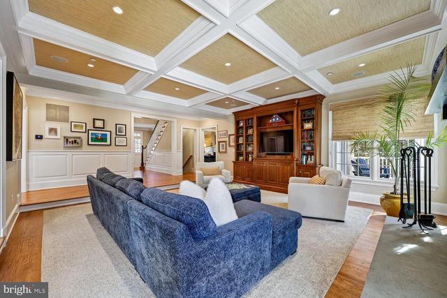 12900 GLEN RD, North Potomac, MD 20878
