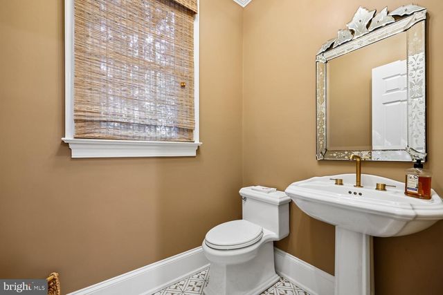 12900 GLEN RD, North Potomac, MD 20878