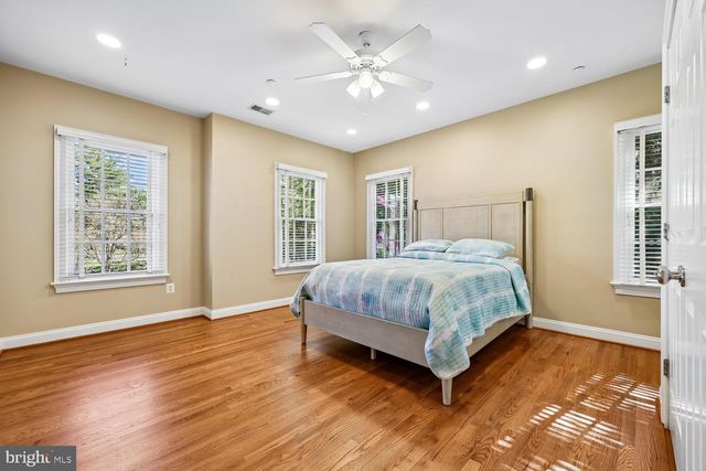 12900 GLEN RD, North Potomac, MD 20878