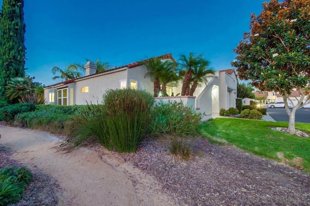 12566 Calle Tamega 108, San Diego, CA 92128 — photo 3