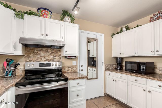 630 E JENSEN Street 116, Mesa, AZ 85203