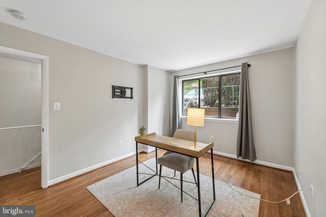 3708-B STEPPES CT, Falls Church, VA 22041