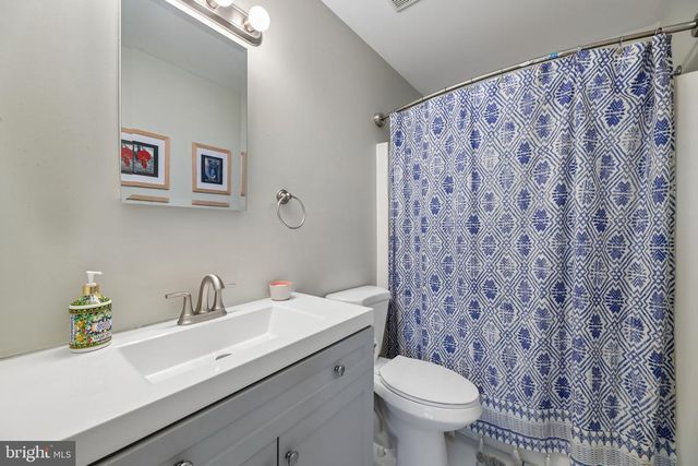 3708-B STEPPES CT, Falls Church, VA 22041