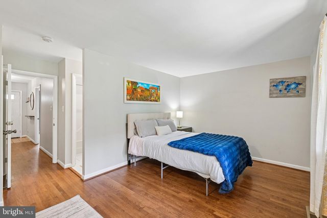 3708-B STEPPES CT, Falls Church, VA 22041