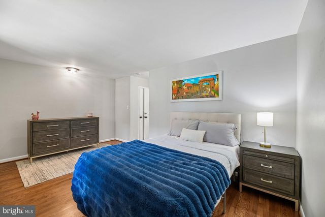 3708-B STEPPES CT, Falls Church, VA 22041