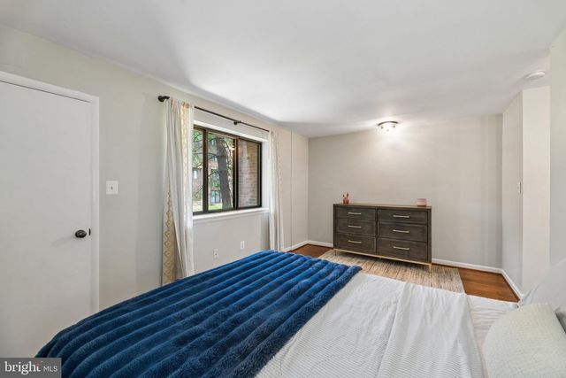 3708-B STEPPES CT, Falls Church, VA 22041