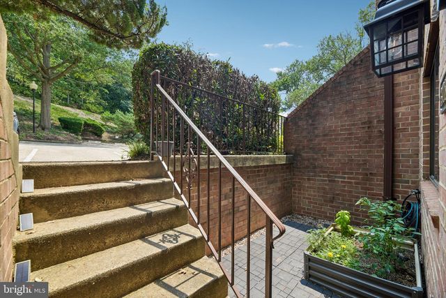 3708-B STEPPES CT, Falls Church, VA 22041