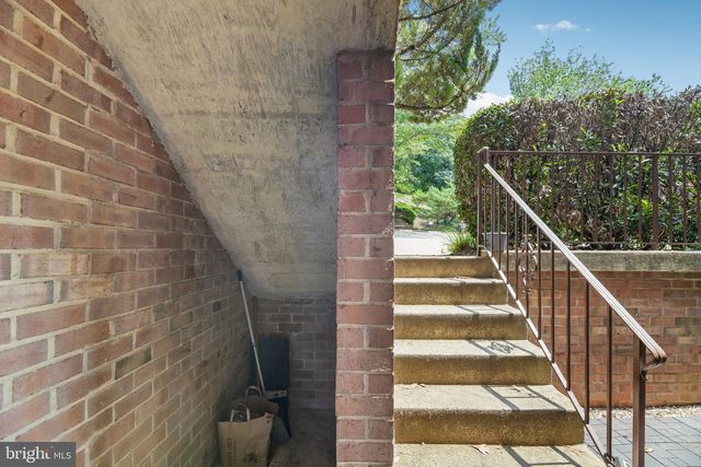 3708-B STEPPES CT, Falls Church, VA 22041