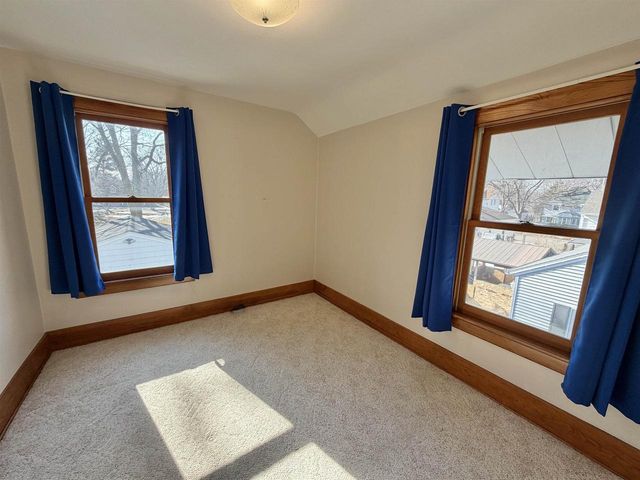 1142 W Jackson Street, Beloit, WI 53511