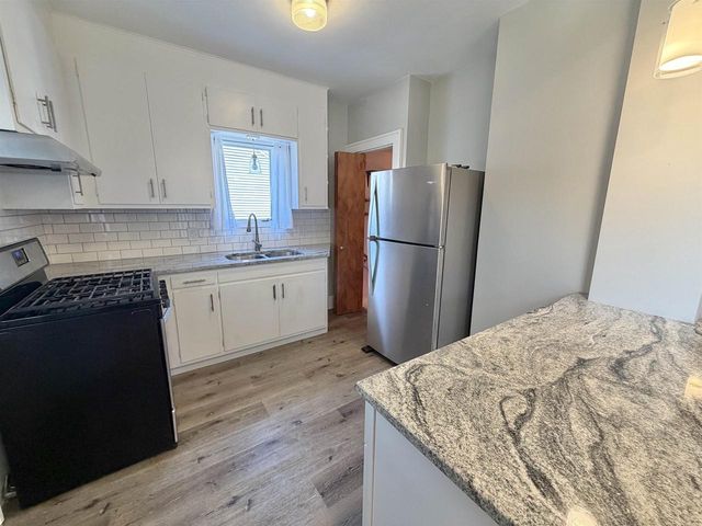 1142 W Jackson Street, Beloit, WI 53511