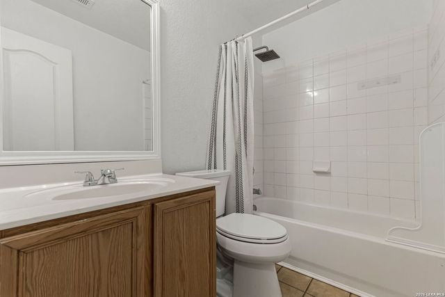 2331 PADDLE CRK, San Antonio, TX 78245