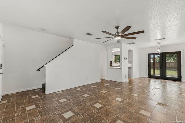 2331 PADDLE CRK, San Antonio, TX 78245