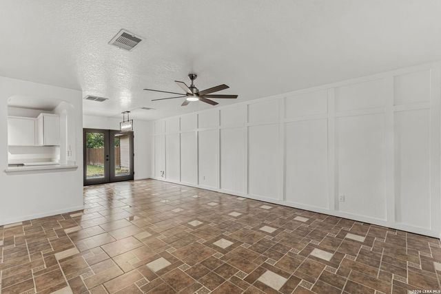 2331 PADDLE CRK, San Antonio, TX 78245