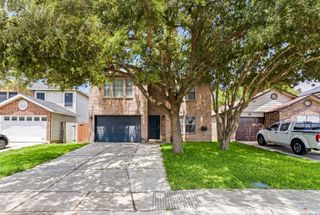 2331 PADDLE CRK, San Antonio, TX 78245