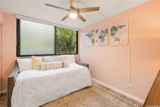 512 Iolani Avenue 202, Honolulu, HI 96813