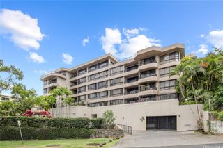 512 Iolani Avenue 202, Honolulu, HI 96813