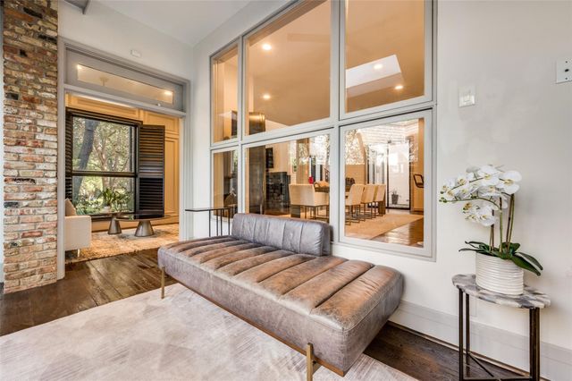 4 Rue Du Lac Street, Dallas, TX 75230