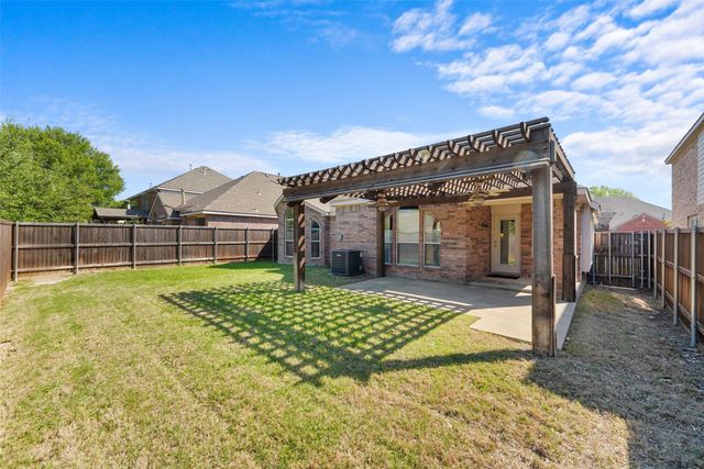 2608 Travis Drive, Mckinney, TX 75072