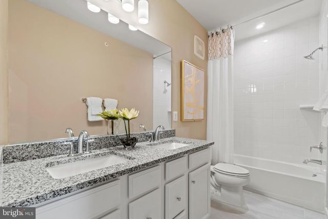 1107B DABNEY DR, Manassas Park, VA 20111