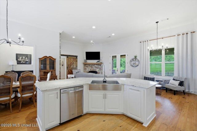 218 Hidden Hills Parkway, Brandon, MS 39047