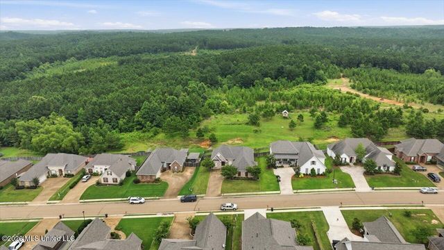 218 Hidden Hills Parkway, Brandon, MS 39047