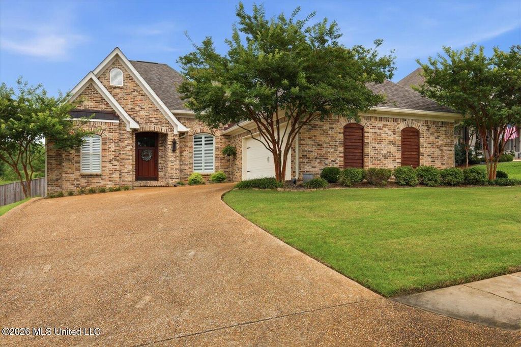 218 Hidden Hills Parkway, Brandon, MS 39047