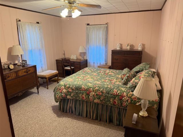 12090 MIDWAY Drive, Conneaut Lake, PA 16316