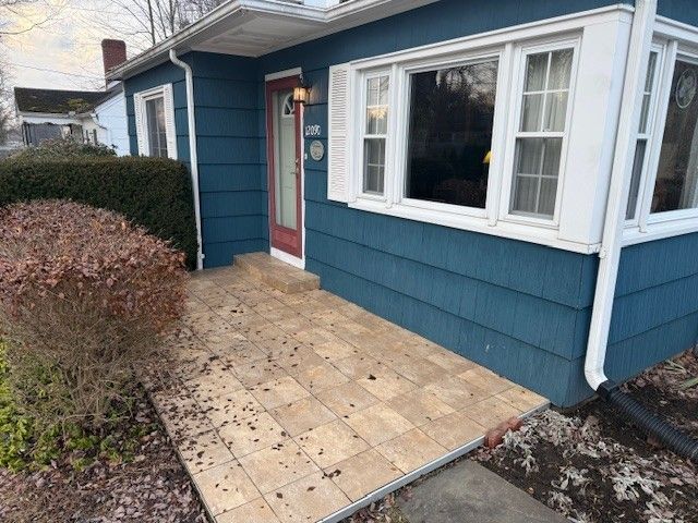 12090 MIDWAY Drive, Conneaut Lake, PA 16316