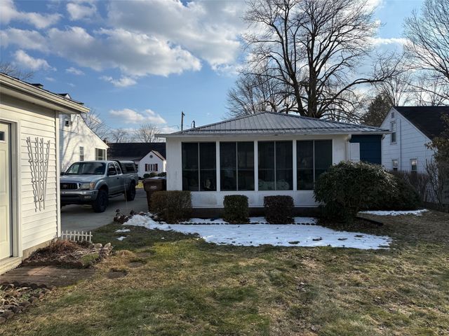 12090 MIDWAY Drive, Conneaut Lake, PA 16316