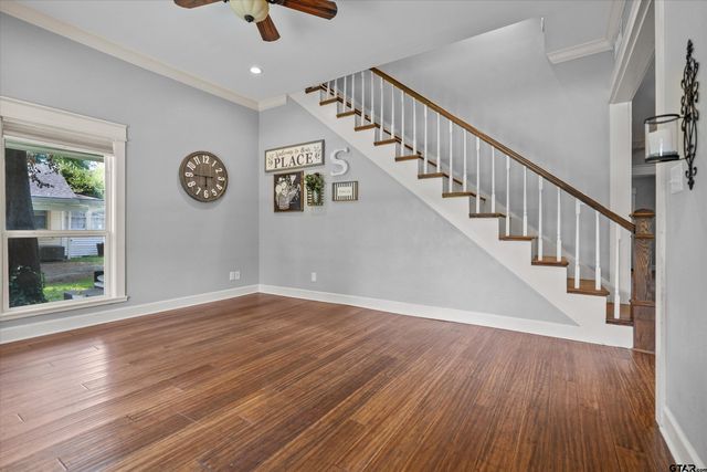 501 S Boyd St, Lindale, TX 75771