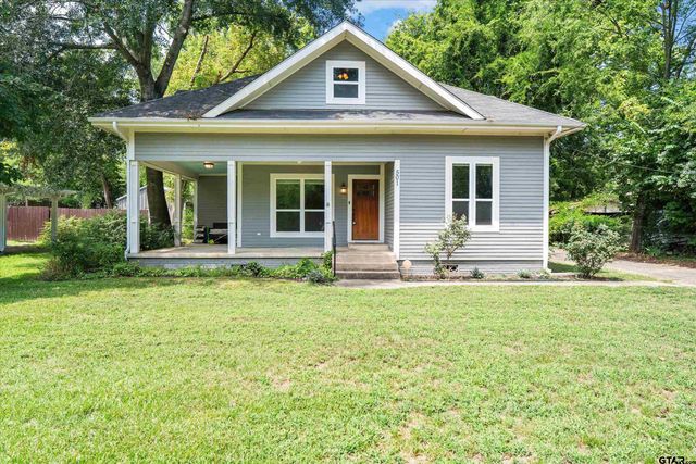 501 S Boyd St, Lindale, TX 75771